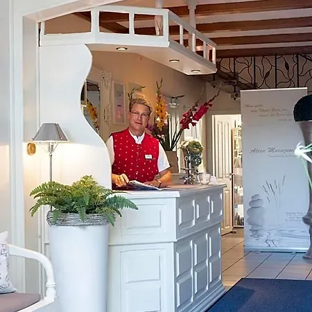 Garni Zum Gruenen Baum Hotel 3*