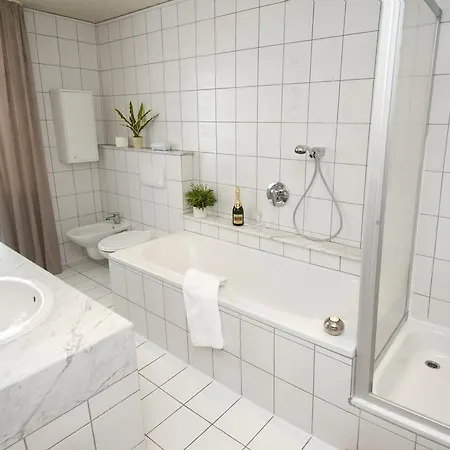 Hotel Garni Zum Gruenen Baum