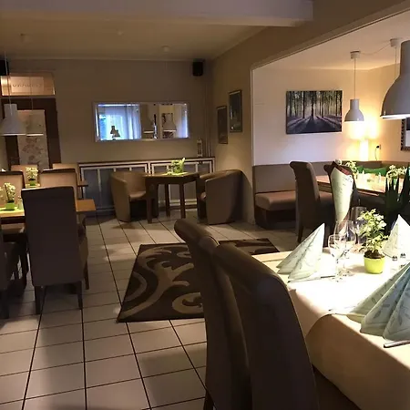 Hotel Garni Zum Gruenen Baum