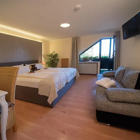 Garni Zum Gruenen Baum 3* Hövelhof