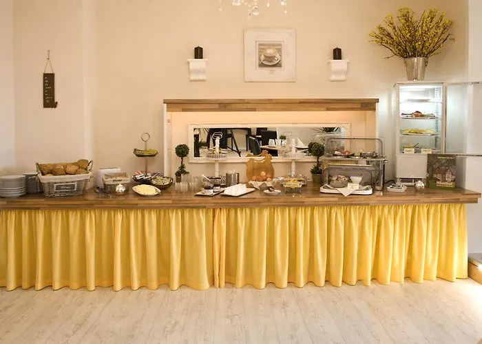 Garni Zum Gruenen Baum Hotel 3*