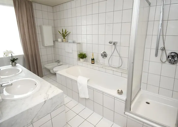 Hotel Garni Zum Gruenen Baum