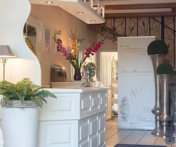 Garni Zum Gruenen Baum 3*